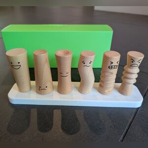 Lovevery The Observer Play Kit Puzzle 37, 38, 39 months